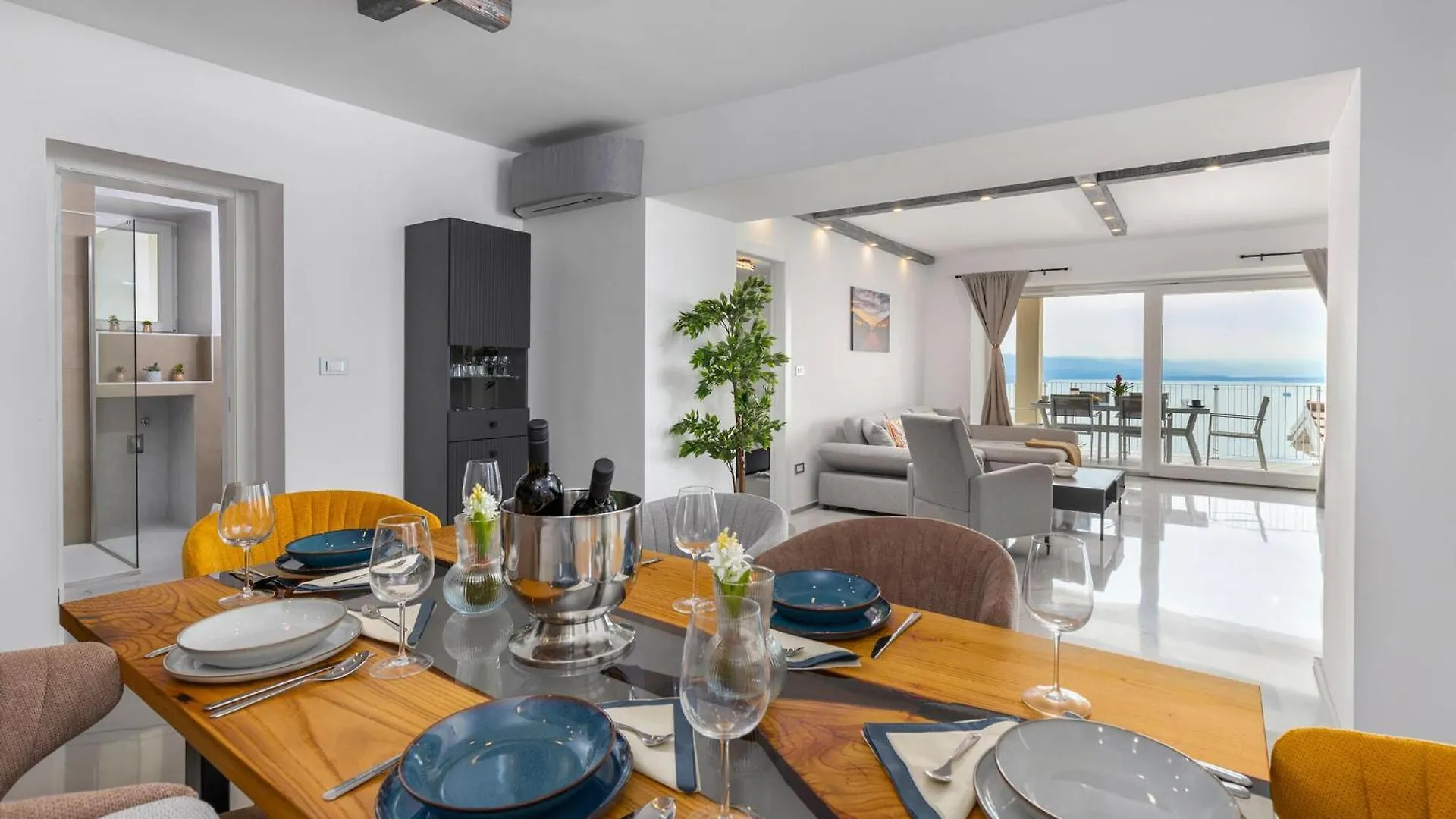 Amazing Apartment In Bregi With House Sea View Breza